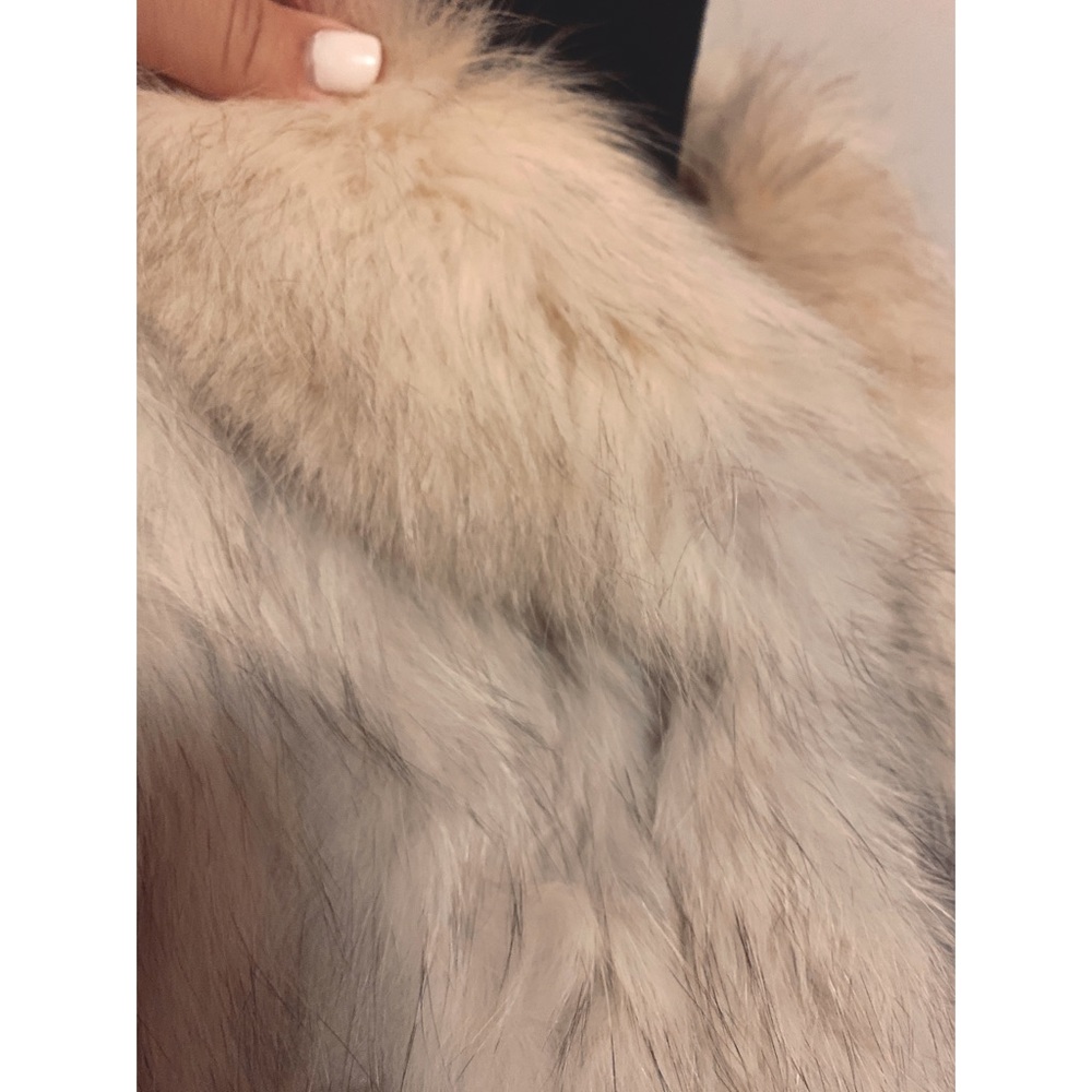 Cream Faux Fur Jacket - Women's Cozy Coat - Picture 3 of 12